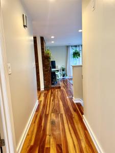 8 Chongor Drive, Newton, New Hampshire 03858, USA