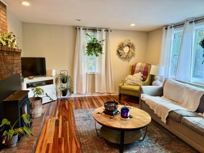 8 Chongor Drive, Newton, New Hampshire 03858, USA