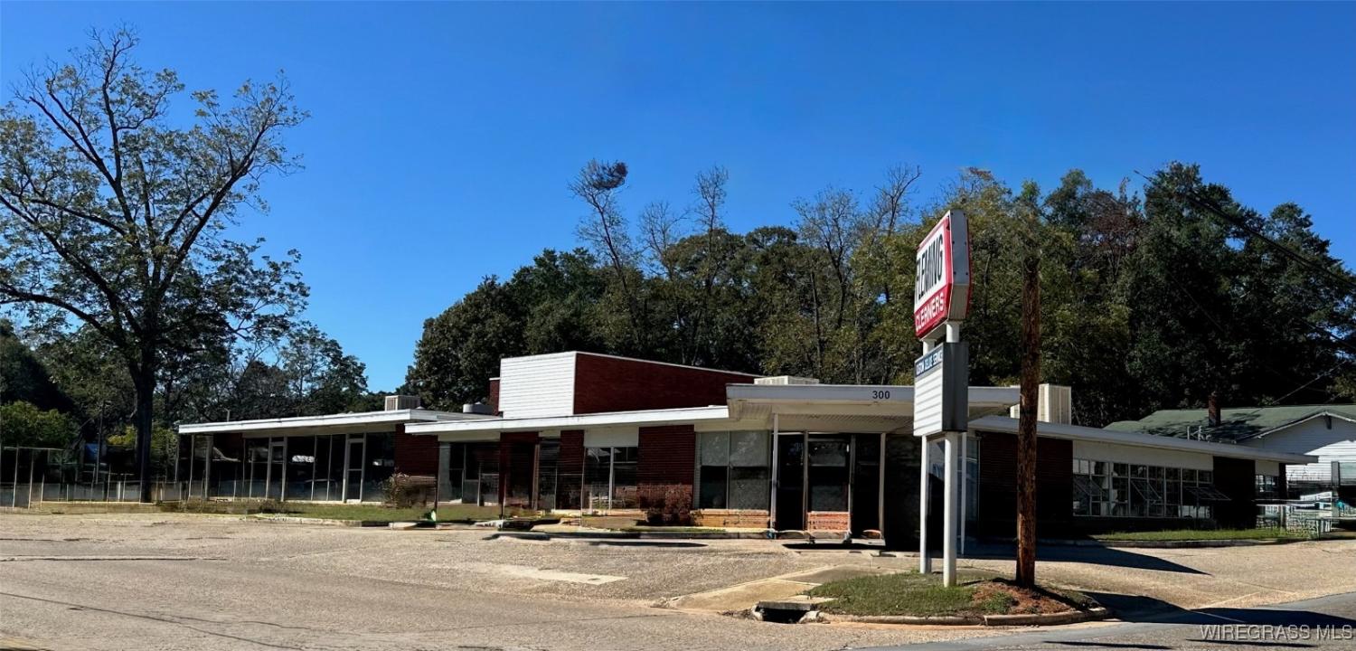 300 W Lee Street, Enterprise, Alabama 36330, USA