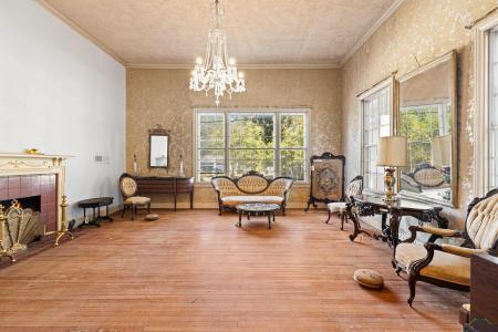 301 S Friou Street, Jefferson, Texas 75657, Estados Unidos