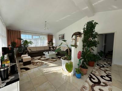 Periferia Tiranë, Tirana, Albania