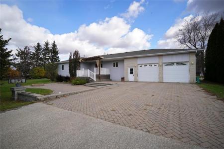 39 BISHOP STREET, Austin, Manitoba R0H 0C0, Canadá