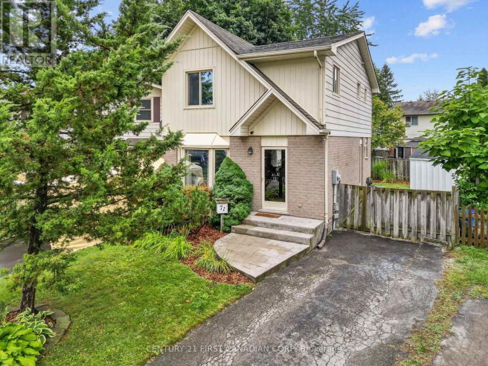 71 CONSTABLE COURT, London North (north I), Ontario N6G 3N7, Canada