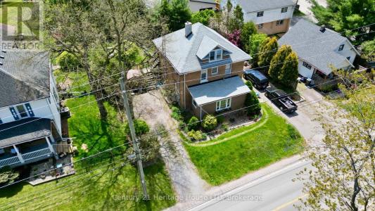 272 CANBORO ROAD, Pelham (fonthill), Ontario L0S 1M0, Canadá