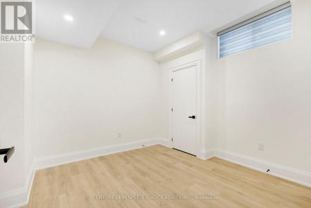 8915 HERITAGE ROAD, Brampton (bram West), אונטריו L6Y 0E4, קנדה 