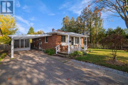 1676 HOLLEY CRESCENT, Cambrígia, Ontario N3H 2S5, Canadá