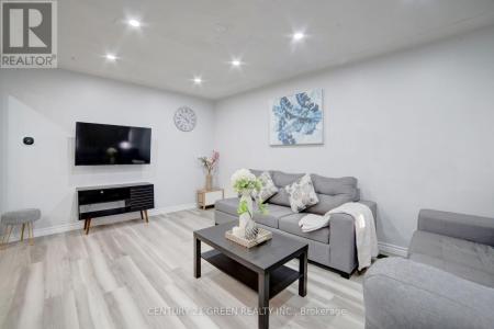 1676 HOLLEY CRESCENT, Cambrígia, Ontario N3H 2S5, Canadá