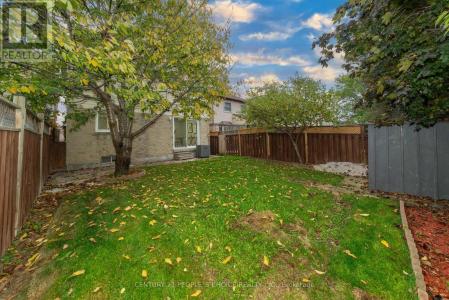 3242 CAMBOURNE CRESCENT, Mississauga (meadowvale), Ontario L5N 5G3, Canada