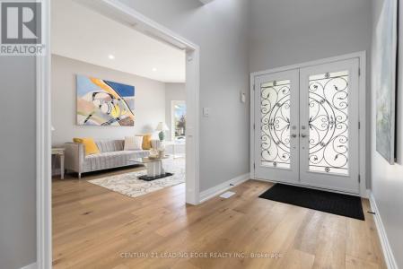 286 FERNFOREST DRIVE, Brampton (sandringham-wellington), Ontario L6R 1B6, Canada