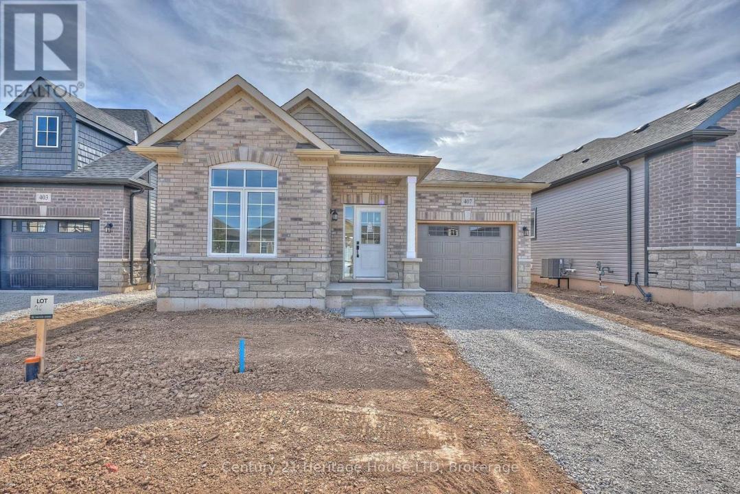 407 LOUISA STREET, Fort Erie (lakeshore), Ontario L2A 6T6, Canada