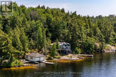 2 IS 270 SIX MILE LAKE ISLAND, Georgian Bay (baxter), Ontario L0K 1S0, Canadá
