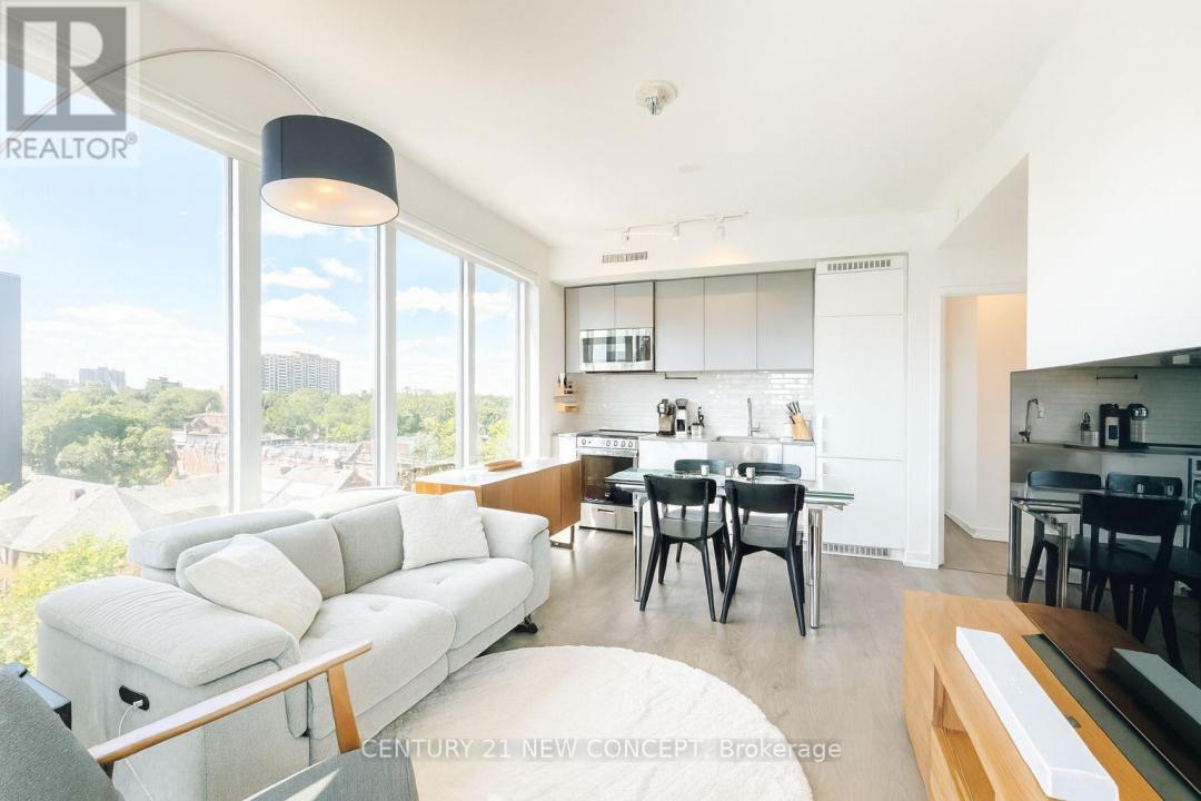 270 DUFFERIN STREET, Toronto (south Parkdale), Ontario M6K 0H8, Canada