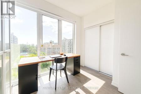 270 DUFFERIN STREET, Toronto (south Parkdale), Ontario M6K 0H8, Canada