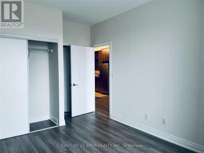 325 SOUTH PARK ROAD, Markham (commerce Valley), オンタリオ L3T 0B8, カナダ