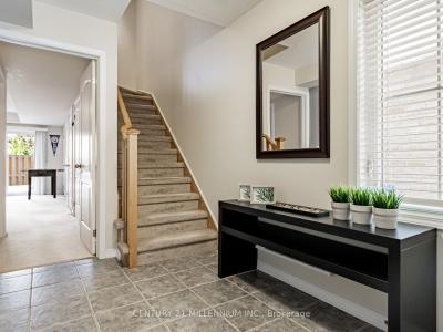 111 CEDAR LAKE CRESCENT, Brampton, Ontario L6Y 0R1, Kanada