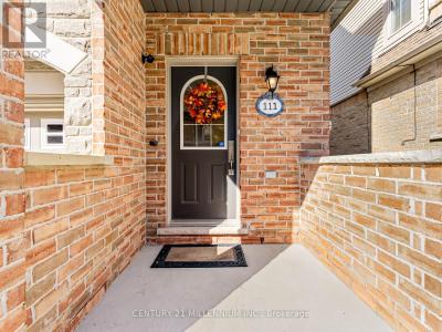 111 CEDAR LAKE CRESCENT, Brampton (bram West), Ontario L6Y 0R1, Kanada
