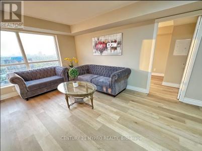 151 VILLAGE GREEN SQUARE, Toronto (agincourt South-malvern West), オンタリオ M1S 0K5, カナダ