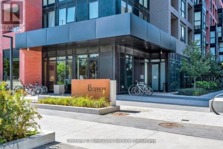 8 TIPPETT ROAD, Toronto (clanton Park), أونتاريو M3H 0E7, كندا