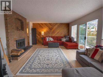 190 DAFOE PLACE, Penticton, British Columbia V2A 7E6, Canada