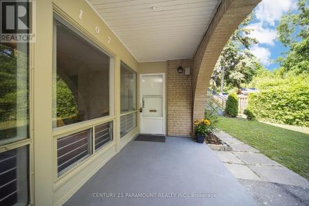 19 LONDON GREEN COURT, Toronto (glenfield-jane Heights), Ontario M3N 1K3, Canadá