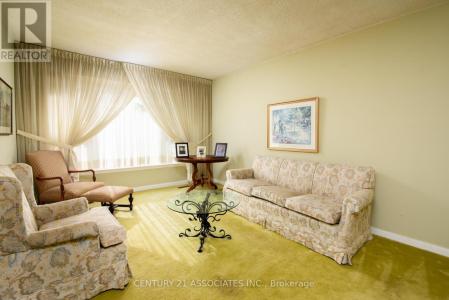 120 ELGIN DRIVE, Brampton (brampton South), Ontario L6Y 2E8, Canada