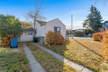 1402 CENTRE A STREET NE, Calgary, Alberta T2E 2Z9, Kanada