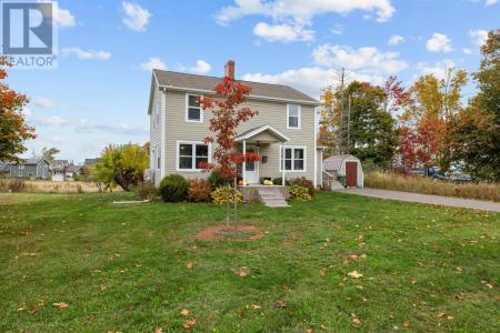 32 STRATFORD ROAD, Stratford, جزيرة الأمير إدوارد C1B 1T5, كندا