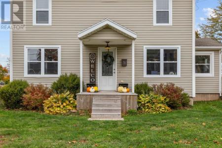 32 STRATFORD ROAD, Stratford, جزيرة الأمير إدوارد C1B 1T5, كندا