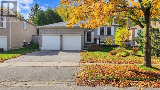 28 STONEHILL BOULEVARD, East Gwillimbury (holland Landing), אונטריו L9N 1E3, קנדה 