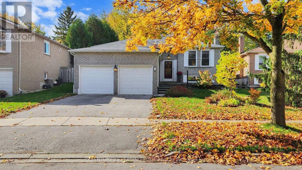 28 STONEHILL BOULEVARD, East Gwillimbury (holland Landing), אונטריו L9N 1E3, קנדה