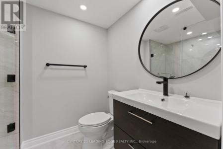 66 CHATTERSON STREET, Whitby (rolling Acres), Ontario L1R 0B4, Canadá