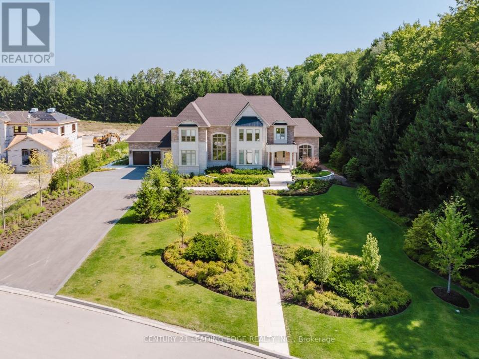 43 NEWTON REED CRESCENT, Uxbridge, Ontario L9P 0R3, Canada