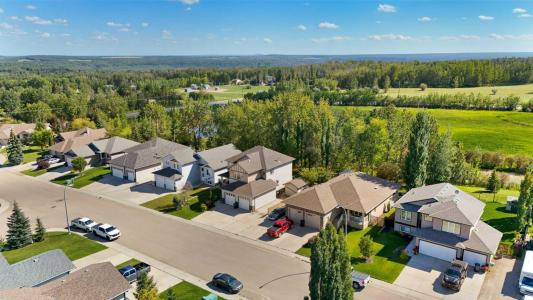 3905 44A AVENUE, Drayton Valley, Alberta T7A 1V9, Canada