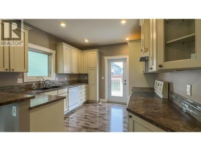 10511 111 STREET, Fort St. John, Colúmbia Britânica V1J 0L6, Canadá