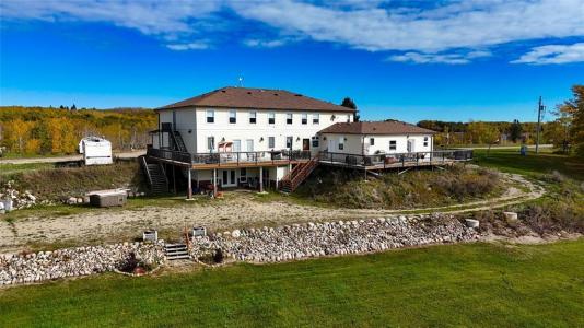 11 ERICKSON DRIVE, Onanole, Manitoba R0J 1N0, Canada