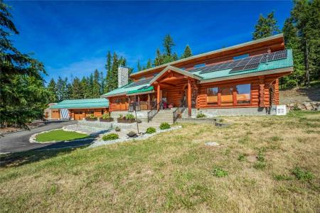 5738 GOUDIE ROAD, Kelowna, Colombia Británica V1P 1M4, Canadá