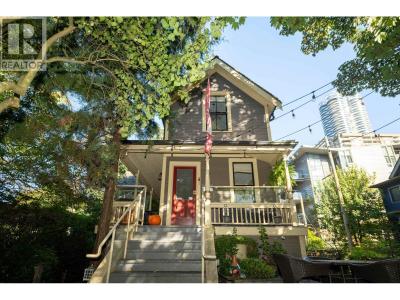 1119 PENDRELL STREET, Vancouver, British Columbia V6E 1L3, Canada