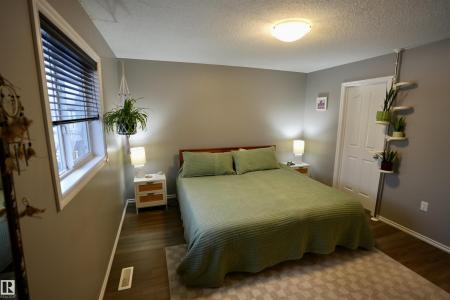 5701 48 AVENUE, St. Paul Town, Alberta T0A 3A1, Canadá