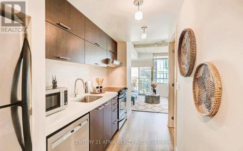 55 STEWART STREET, Toronto (waterfront Communities), Ontario M5V 2V1, CANADÁ