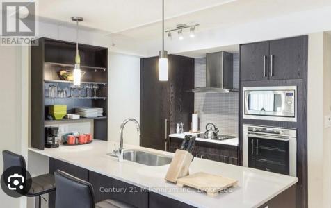 9 HARBOUR STREET EAST, Collingwood, Ontario L9Y 5C5, Kanada