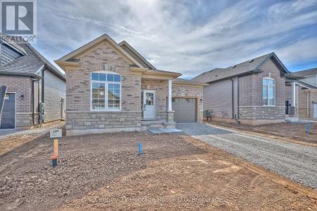 407 LOUISA STREET, Fort Erie (lakeshore), 安大略省 L2A 6T6, 加拿大