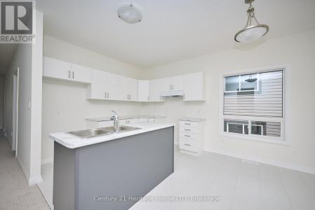 407 LOUISA STREET, Fort Erie (lakeshore), 安大略省 L2A 6T6, 加拿大