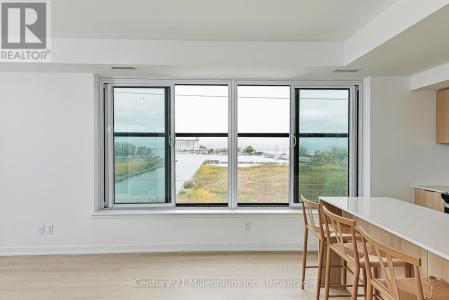 31 HURON STREET, Collingwood, Ontario L9Y 5T7, Canada