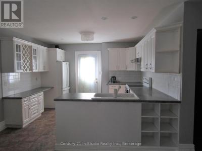 316 CENTRE STREET, North Huron (wingham), Ontario N0G 2W0, Canadá