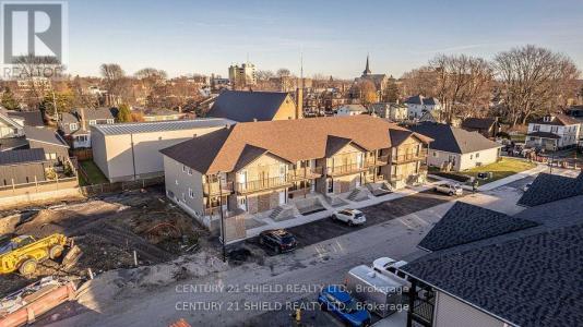 301 KOOIMAN AVENUE, Cornwall, Ontario K6J 0C4, Canada