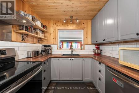 993 DETLOR ROAD, Bancroft (dungannon Ward), Ontario K0L 1C0, Kanada