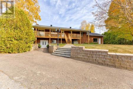 75 PEMBROKE STREET, Whitewater Region, Ontario K0J 1K0, Canadá