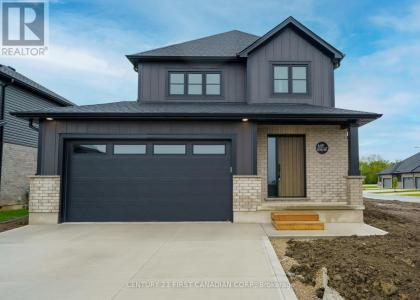 34 POSTMA CRESCENT, North Middlesex (ailsa Craig), Ontario N0M 1A0, Canada