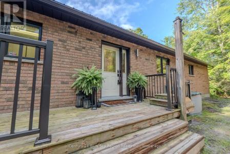 708 ANITA AVENUE, North Bay (birchaven), オンタリオ P1B 8G4, カナダ