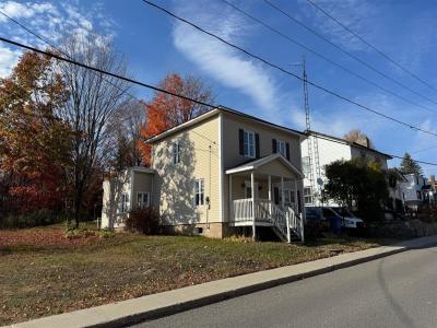 380 Rue St-Joseph, Brownsburg-Chatham, Quebec J8G 2W7, Canadá